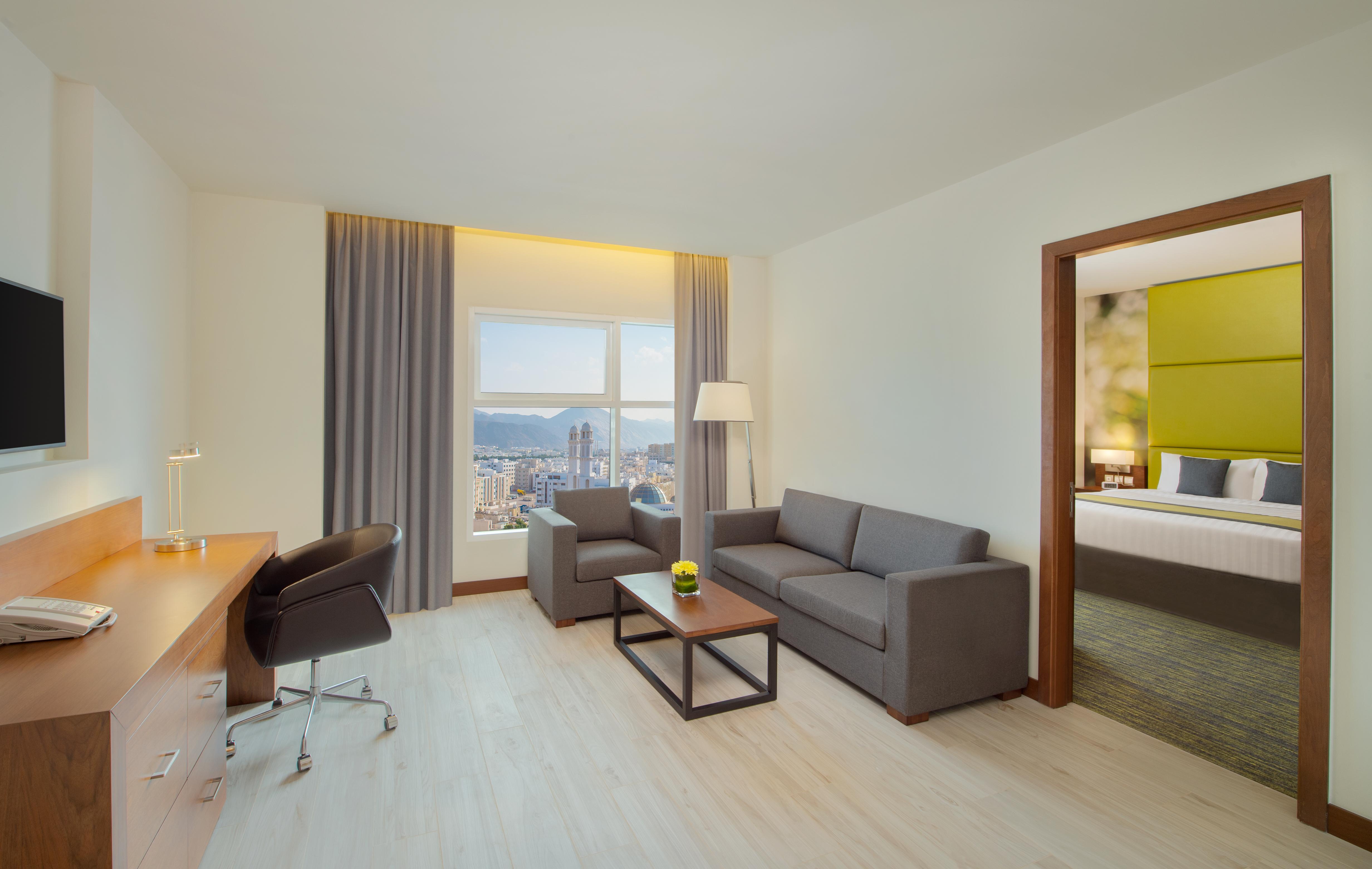 Wyndham Garden Muscat Al Khuwair Otel Dış mekan fotoğraf